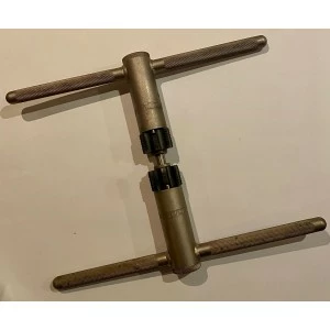 Park Tool Kit De Taraudage Et Surfaçage De Boite De Pédalier PARKTOOL BTS-1 D'occasion 1 Park Tool Kit De Taraudage Et Surfaçage De Boite De Pédalier PARKTOOL BTS-1 D'occasion